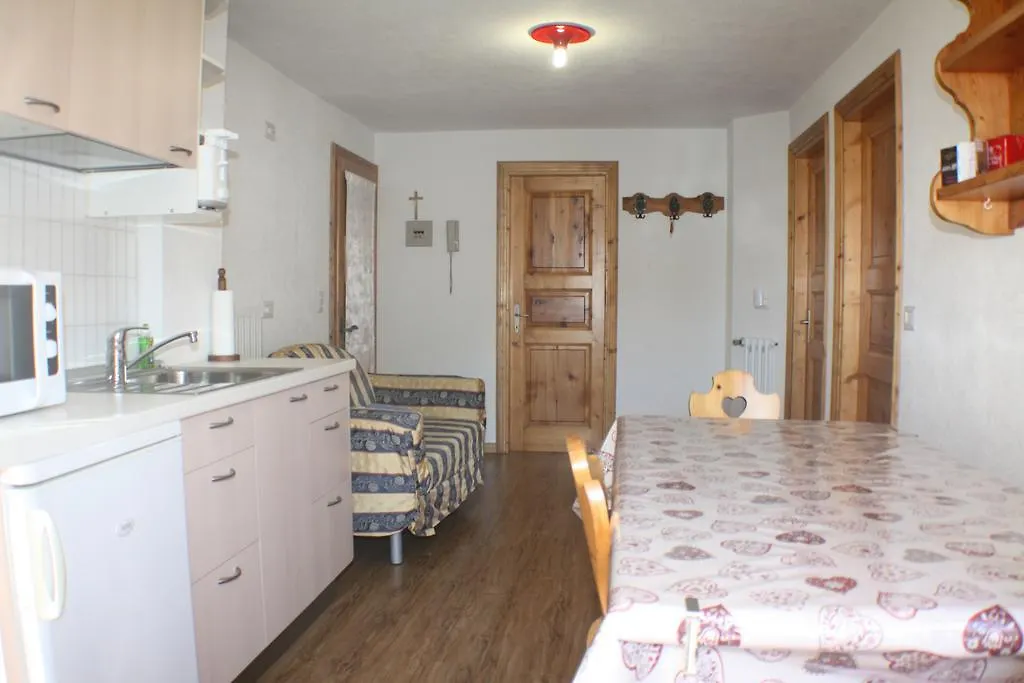 דירות ליביניו Casa Longa איטליה